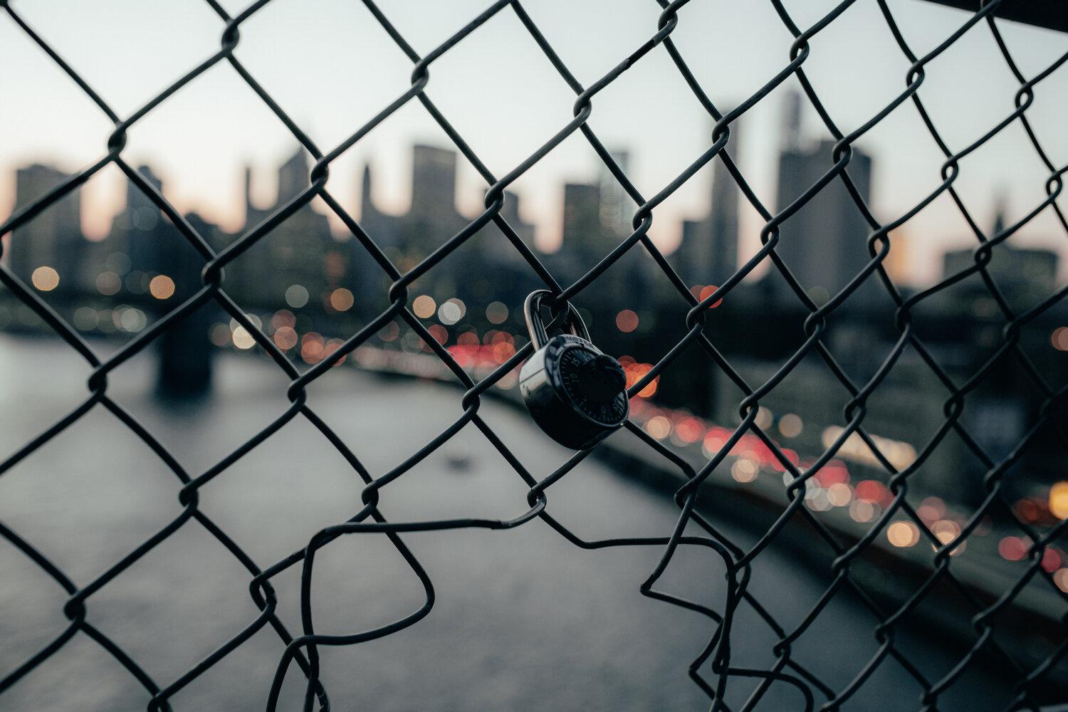 56a2d6fa26fb9e438bd781b1fc36f642