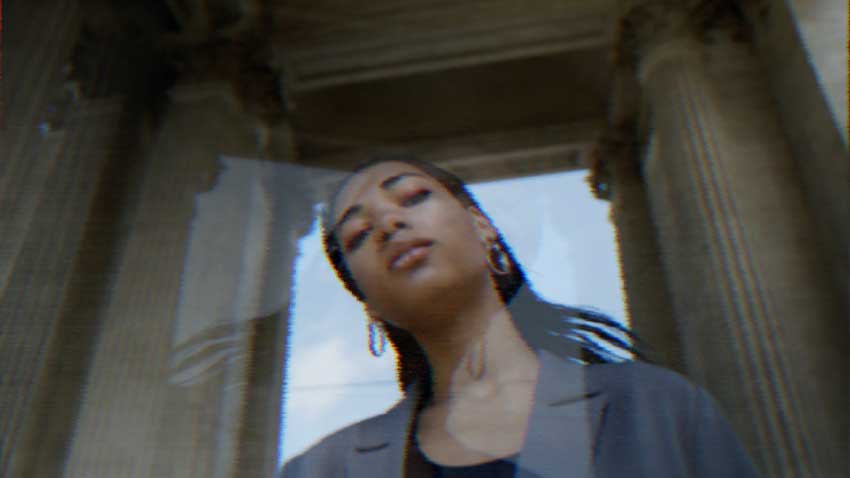 62bf1edb36141f114521ec4bb4175579-1