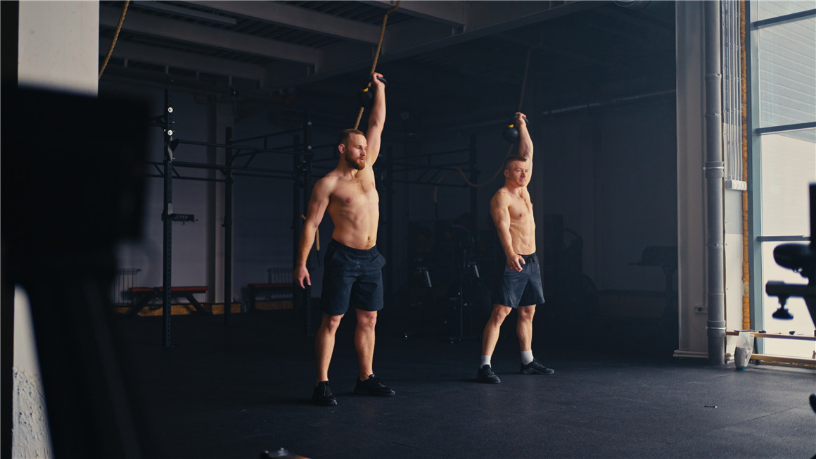 Nomadic George K83系列 | 柯达2383电影胶片模拟色彩美学调色lut预设包 K83 | Kodak 2383 Inspired Cinematic LUTs（9075）图层云