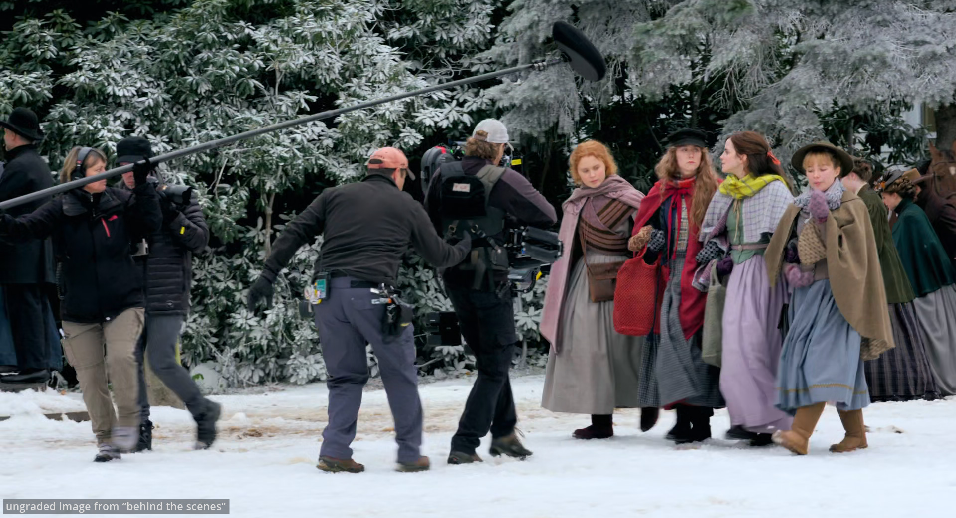 达芬奇 PowerGrades 调色节点包 逆向还原经典电影《小妇人》暖色复古美学风格Mononodes Little Women reverse engineered PowerGrades插图4 Before image