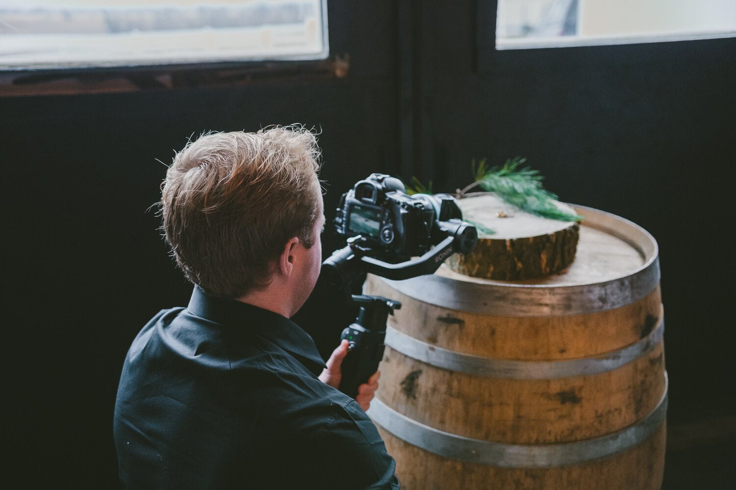 婚礼LUT调色预设10个含5种强度 专业合同时间线模板 胶片颗粒漏光4K叠加视频后期素材 TropicColour - WEDDING ESSENTIALS