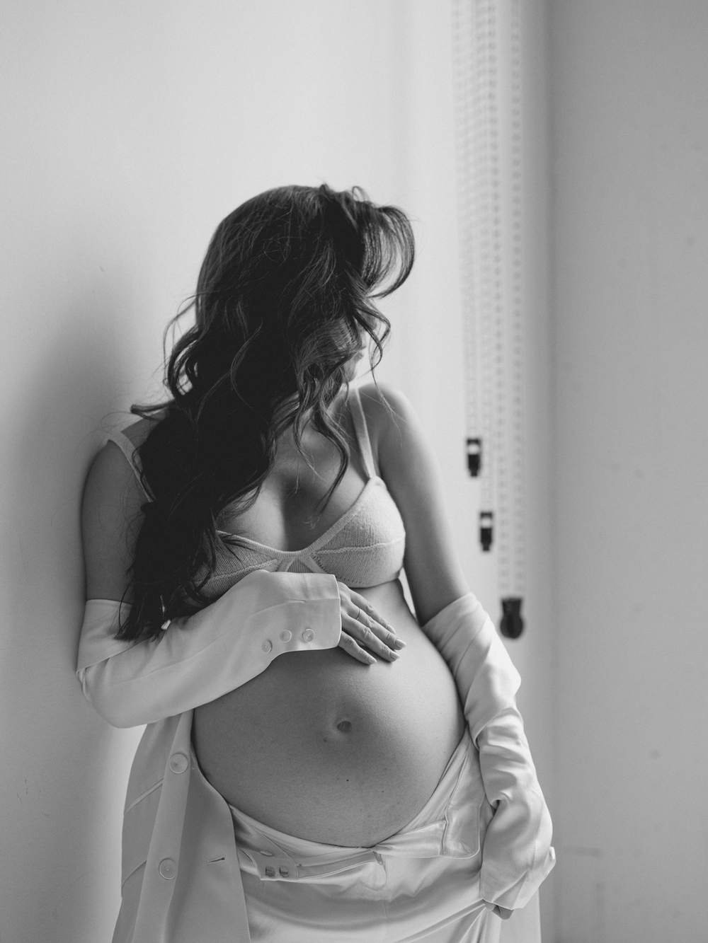 Velvetier Lightroom预设6款柔和粉彩空灵浪漫调色滤镜 婚礼肖像美术拍摄后期手机电脑版 Refined - Velvetier Lightroom Presets