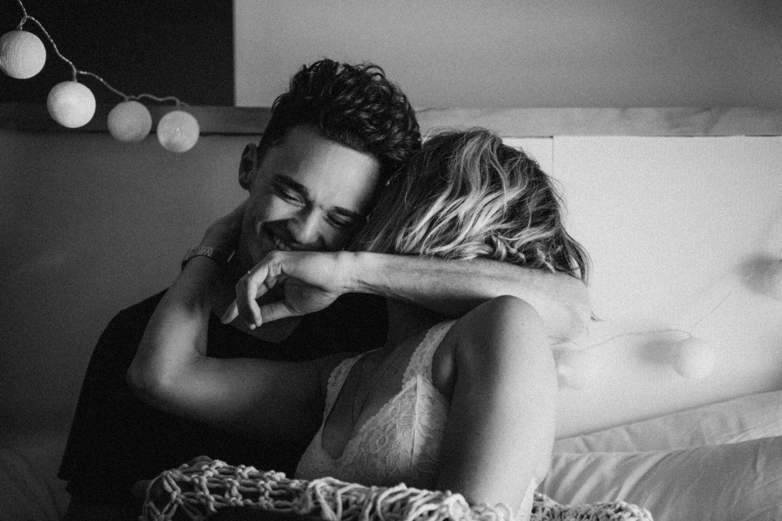 手机 LR 爱情调色预设 PS 人像婚礼滤镜 私奔旅拍写真特效 AUTHENTIC LOVE PRESETS PACK 01