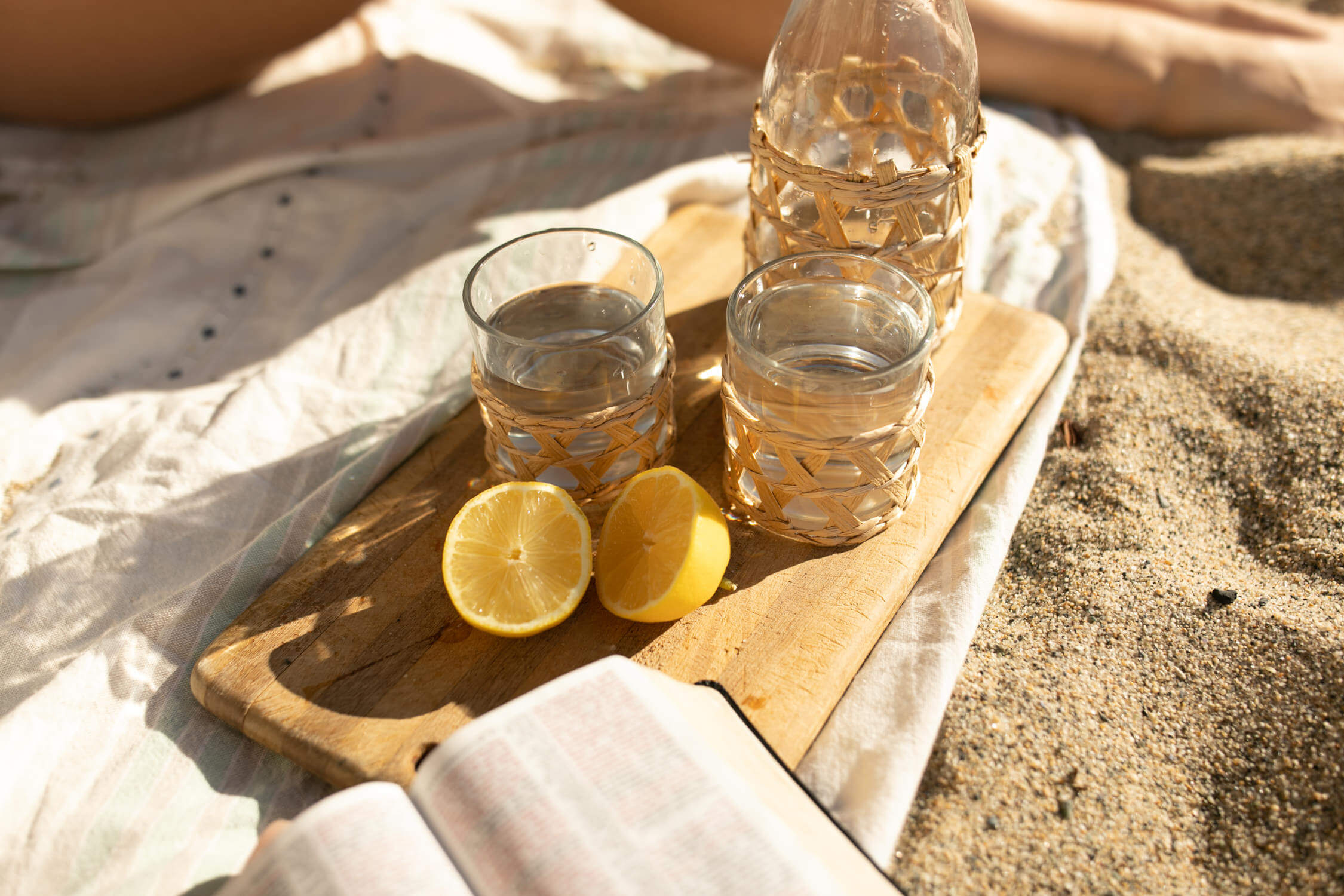 Beba Vowels Pack 02胶片感Lightroom预设 全场景通用 打造怀旧复古电影色调