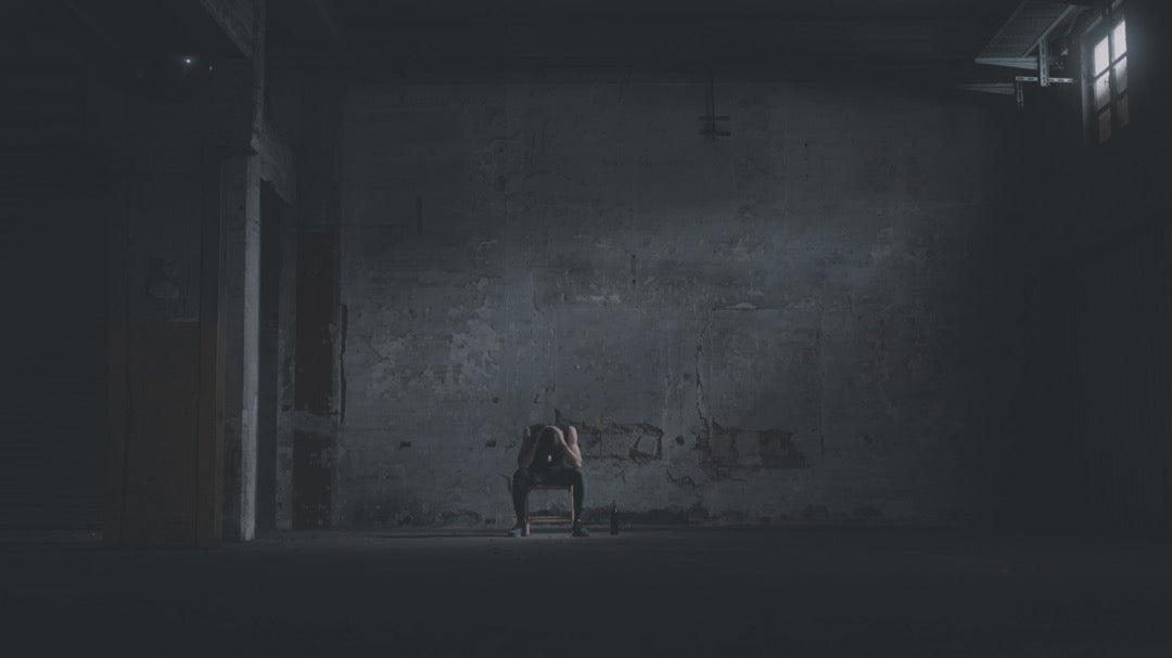 GradeFruit Dramatic Darkness戏剧性黑暗LUT与Lightroom预设 15款.cube/.dng 高对比强烈阴影风格