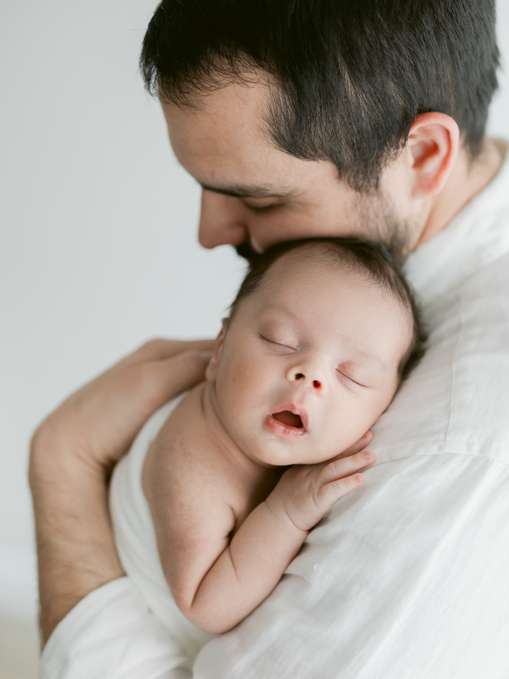 Velvetier Lightroom预设6款柔和粉彩空灵浪漫调色滤镜 婚礼肖像美术拍摄后期手机电脑版 Refined - Velvetier Lightroom Presets