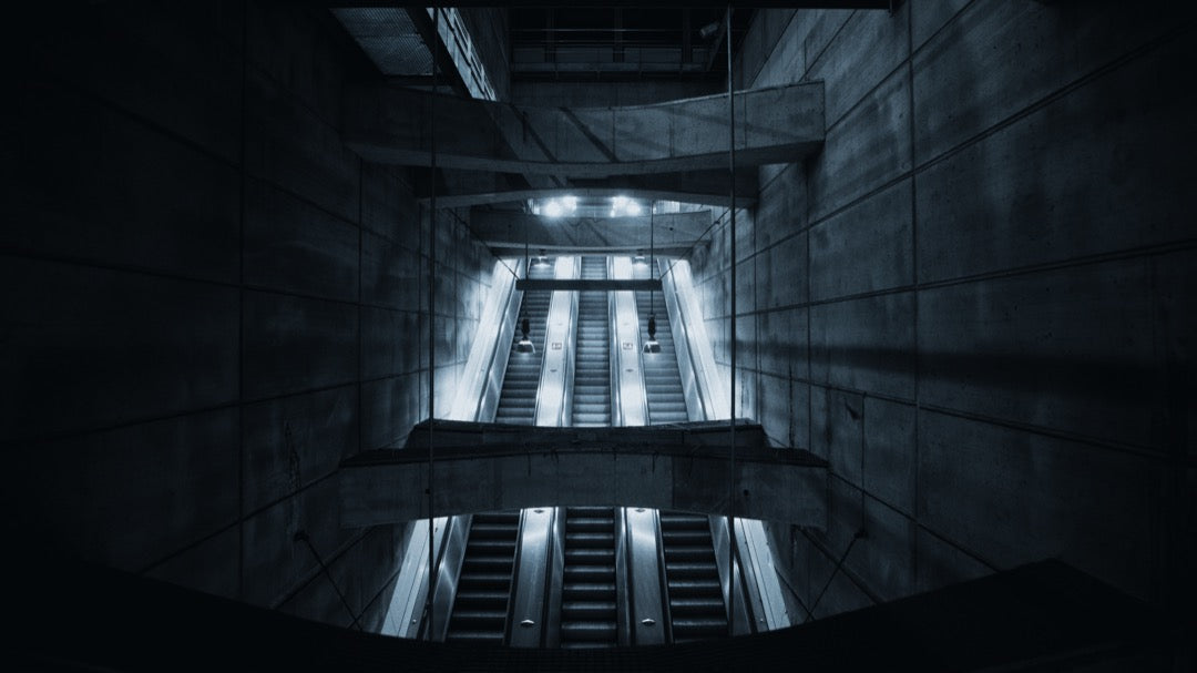 GradeFruit Dramatic Darkness戏剧性黑暗LUT与Lightroom预设 15款.cube/.dng 高对比强烈阴影风格