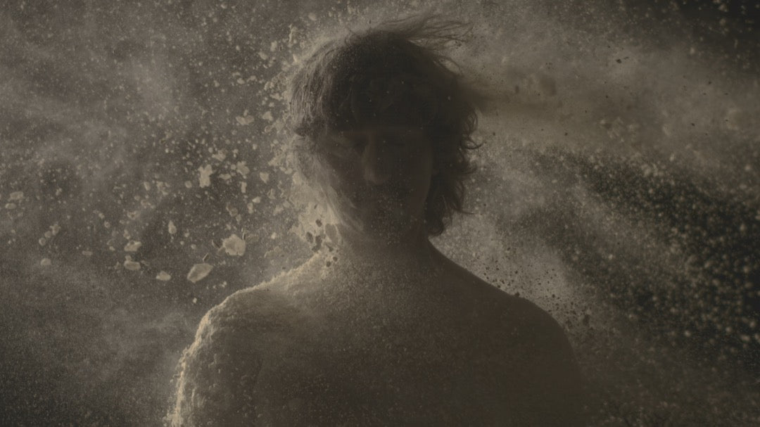 GradeFruit Dramatic Darkness戏剧性黑暗LUT与Lightroom预设 15款.cube/.dng 高对比强烈阴影风格