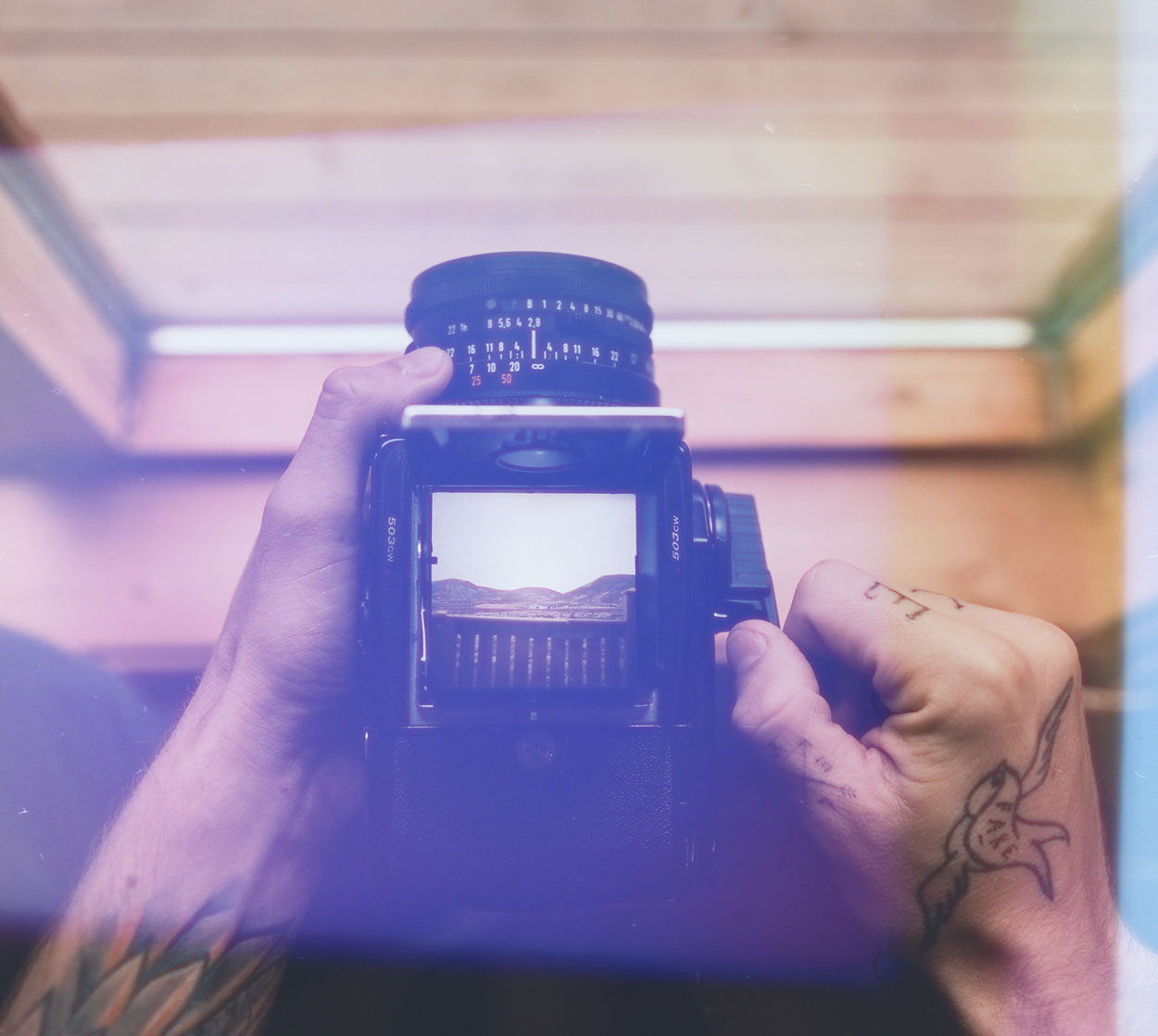 彩色胶片烧痕漏光素材 100+款6K高清JPEG纹理 PS/PR/AE/FCPX/达芬奇设计视频后期素材 Sickboat - Color Photo Film Burn Images + Light Leaks (6K)