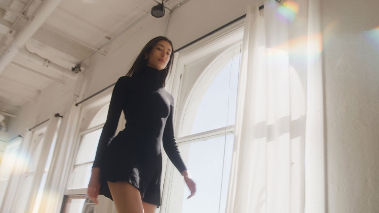 Sickboat玻璃镜头光晕叠加素材 6K分辨率 90+电影级玻璃光晕效果 支持视频与照片编辑 GLASS LENS FLARES (6K)