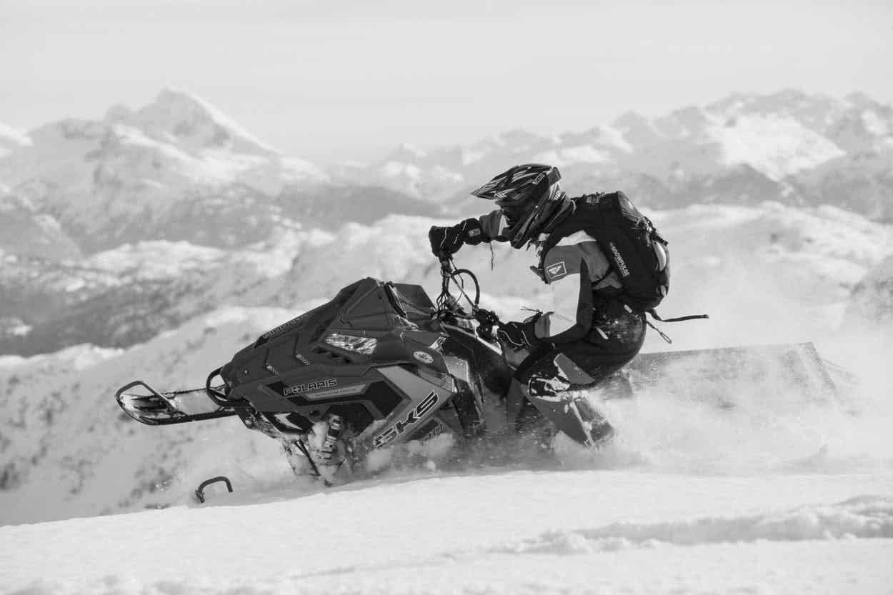 复古电影胶片LUT预设20款冷暖黑白效果 兼容PR/达芬奇/PS/FCPX视频照片调色滤镜包 Sickboat - VINTAGE FILM LOOKS | FILM LUTS | FILM COLOR EFFECTS