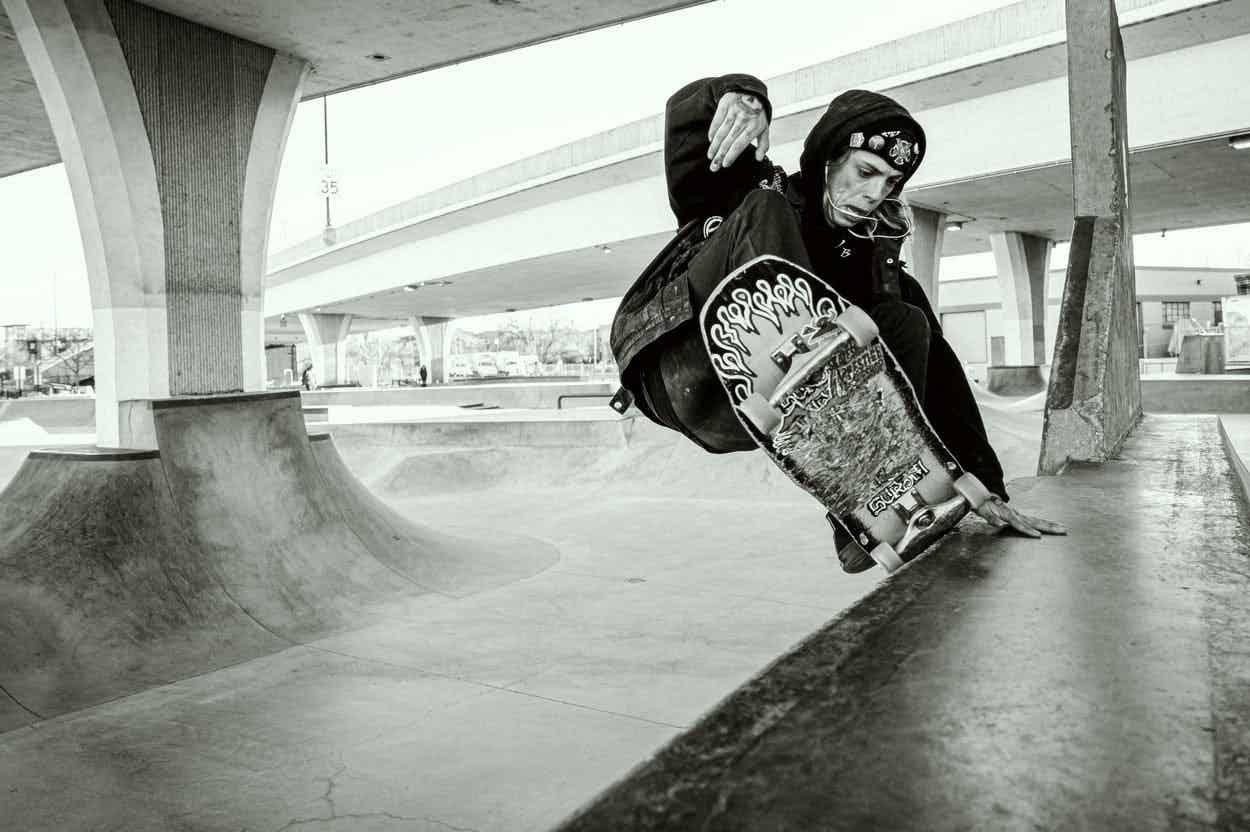 复古电影胶片LUT预设20款冷暖黑白效果 兼容PR/达芬奇/PS/FCPX视频照片调色滤镜包 Sickboat - VINTAGE FILM LOOKS | FILM LUTS | FILM COLOR EFFECTS