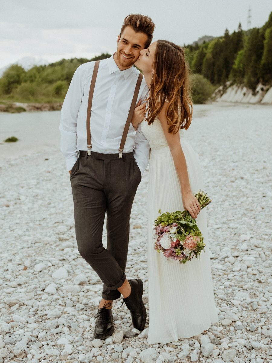 手机 LR 爱情调色预设 PS 人像婚礼滤镜 私奔旅拍写真特效 AUTHENTIC LOVE PRESETS PACK 01